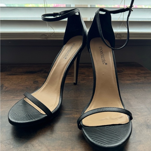 Black High Heel Stiletto Sandals (size 10.5) - Picture 4 of 5